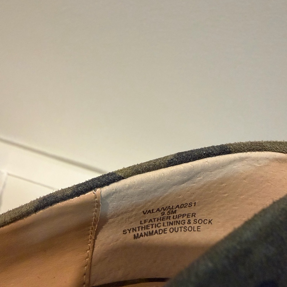 Steve Madden Vala Green and Black Camouflage Heels - Picture 2 of 3